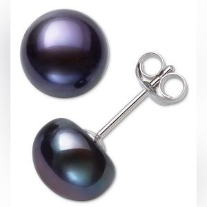 Cultured Freshwater Button Pearl Stud Earrings - Black